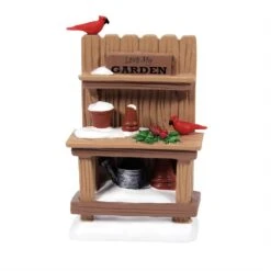 Department 56 Potter's Bench With Cardinals